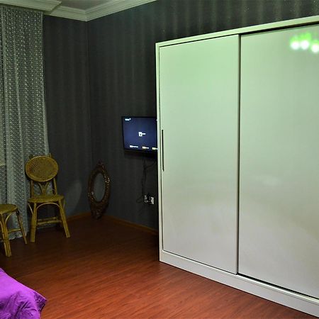 Guest House Amo Batumi Exterior photo